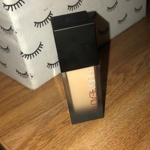 100% Authentic Huda Beauty foundation